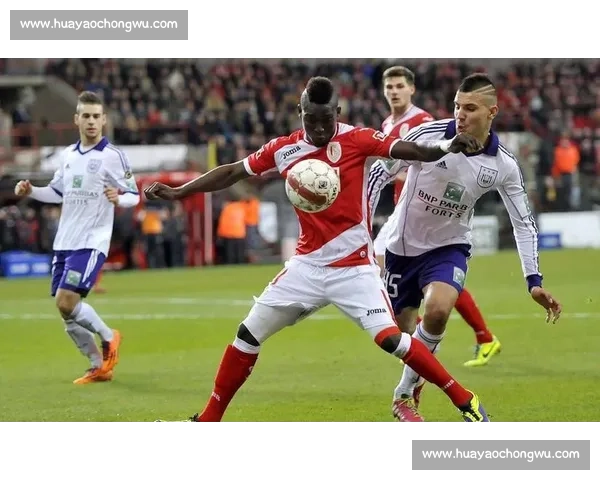 费伦茨瓦罗斯迎战莫尔德 欧洲赛场强强对决再掀热潮