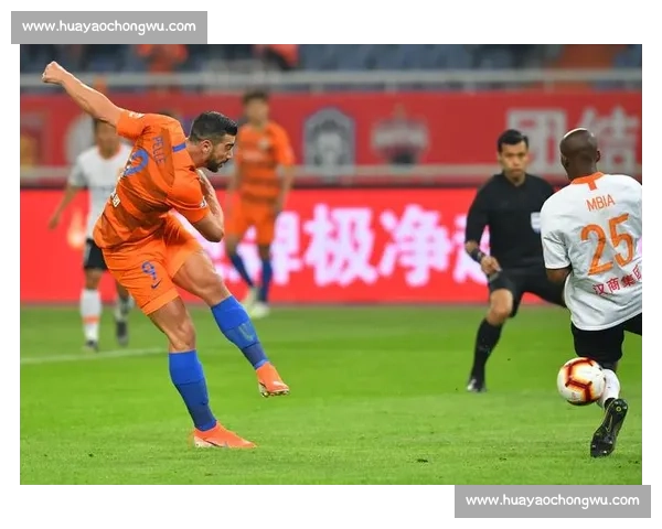 2017恒大与鲁能巅峰对决回顾中超豪门战术博弈与经典瞬间